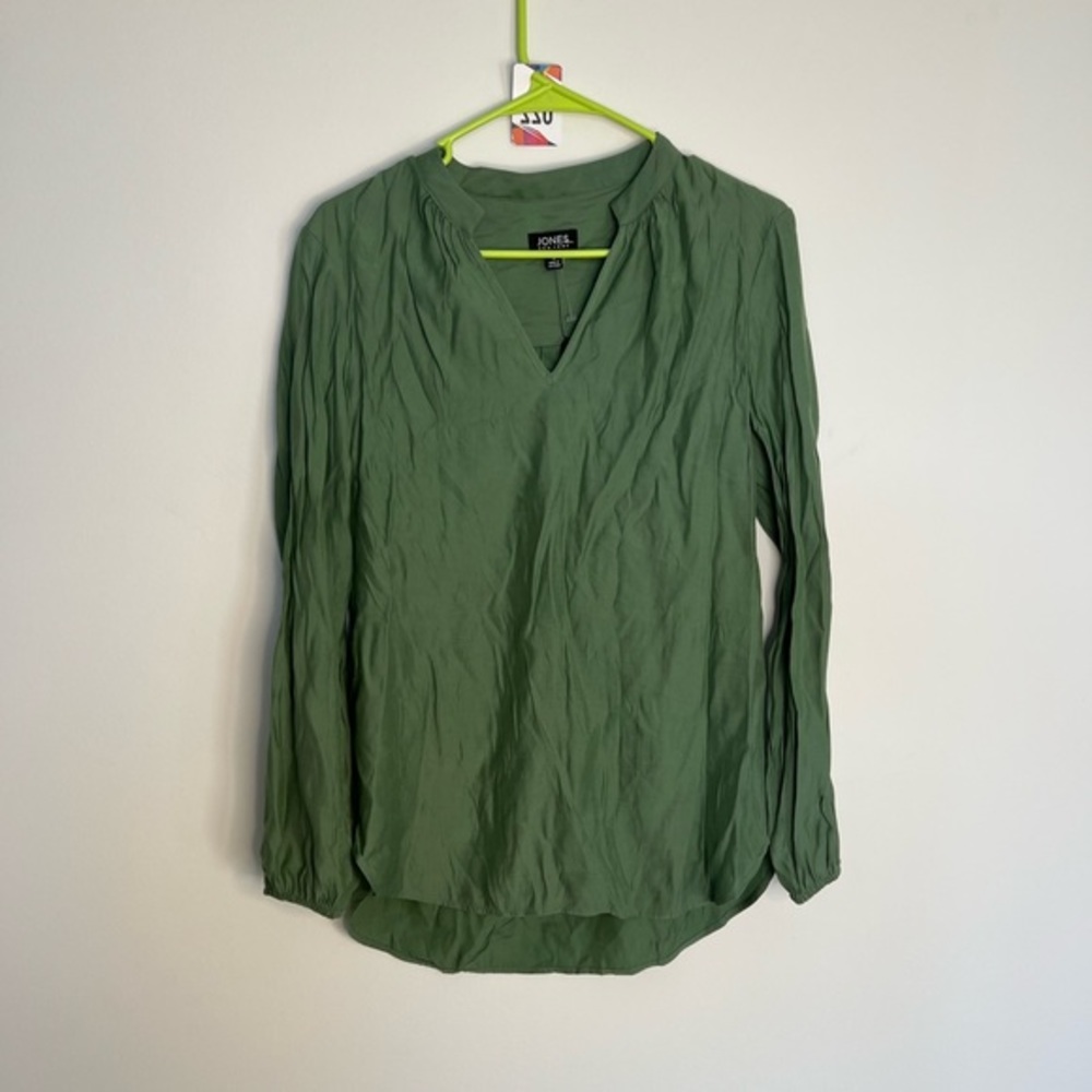 NWT Jones New York green top size small